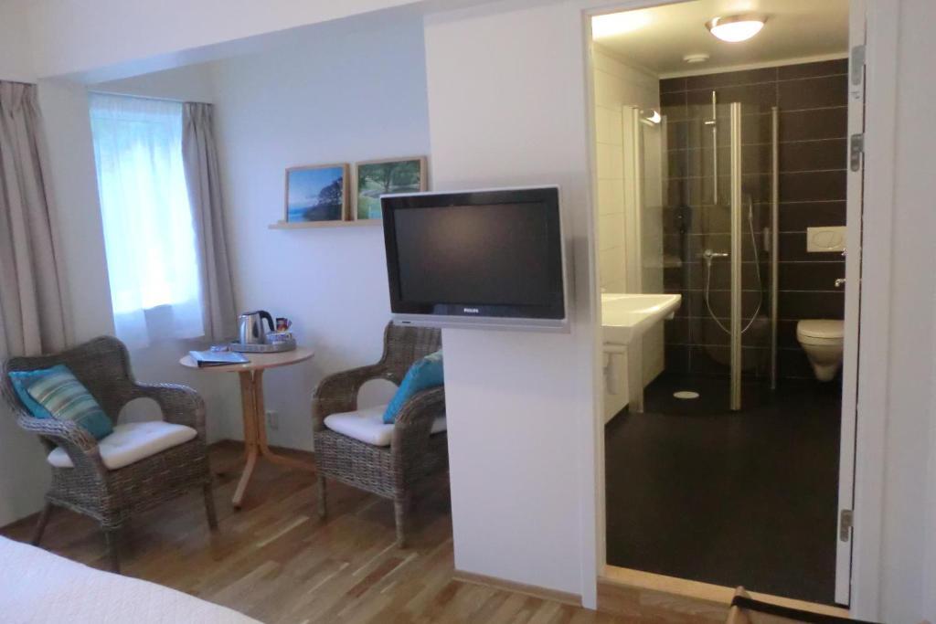 Lavik Fjord Hotel & Apartments Quarto foto