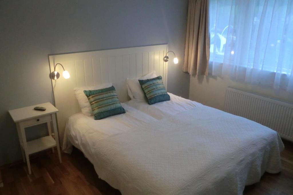 Lavik Fjord Hotel & Apartments Quarto foto