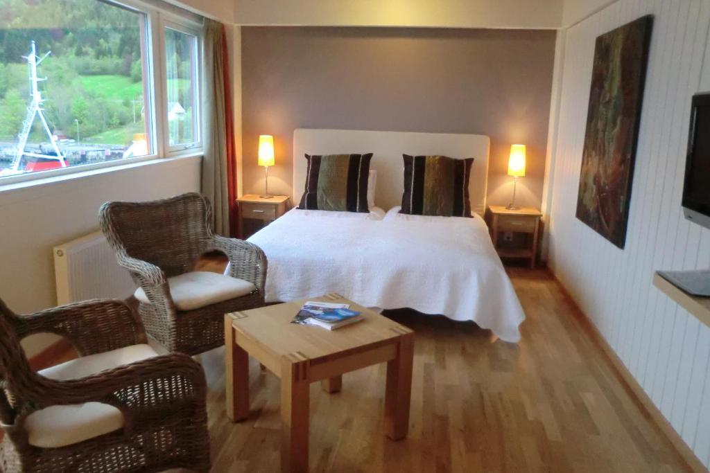 Lavik Fjord Hotel & Apartments Quarto foto